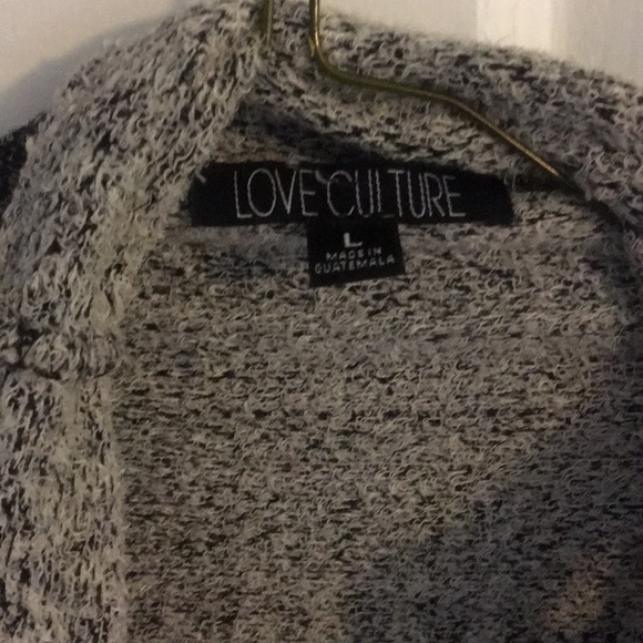 Patterned Cardigan - Picture 2 of 3